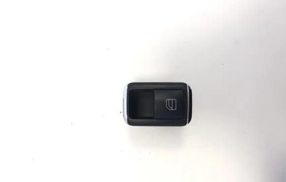 Mercedes-Benz E W211 Electric window control switch A2048700451 03139100