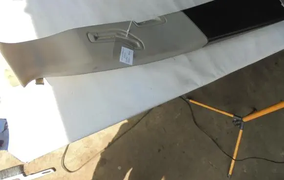 Volvo XC90 (B) pillar trim (top) 