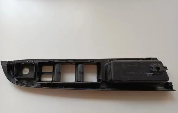 Subaru XV I Front door window switch trim 94263FJ030