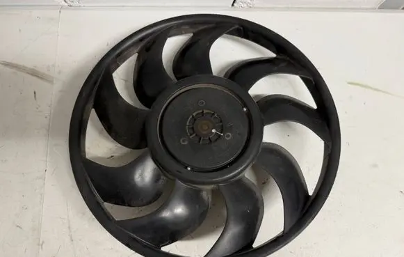 Ford Mustang VI Electric radiator cooling fan PA66GFM38