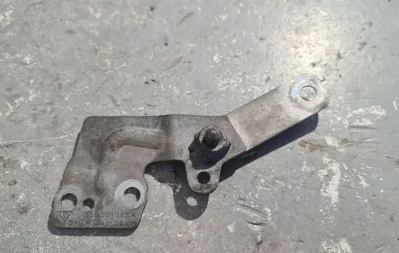 Porsche Macan (95B) Horn signal holder/bracket 95B951185A