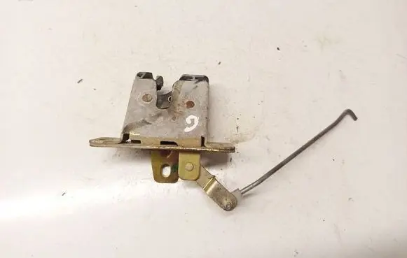 Opel Astra G Tailgate/trunk/boot lock/catch/latch 09130569