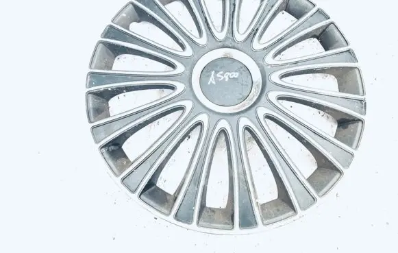 Renault Megane II R15 wheel hub/cap/trim 