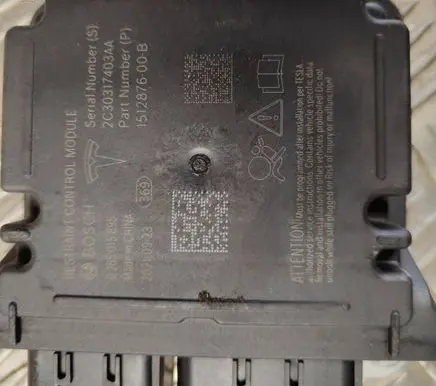 Tesla Model Y Airbag control unit/module 0285015895 2C30317403AA 151287600B