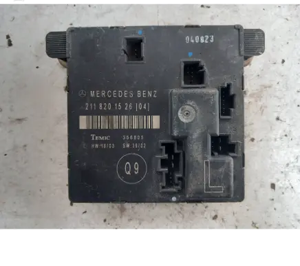 Mercedes-Benz E W211 Door control unit/module 211820152604