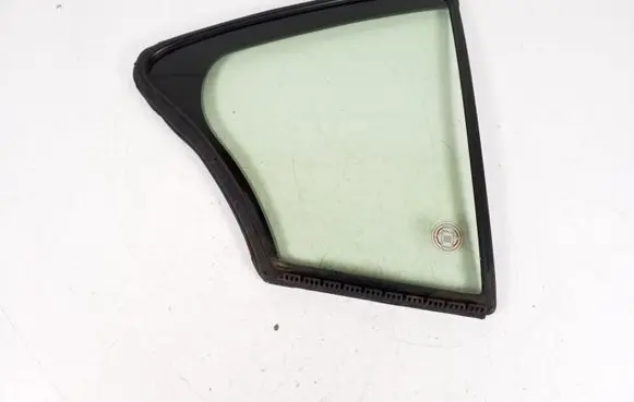 Infiniti Q50 Rear vent window glass 822624GA0A
