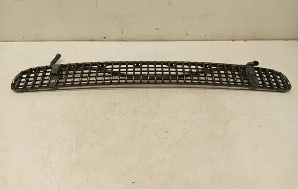 BMW 3 E46 Bonnet/hood grill 7075312