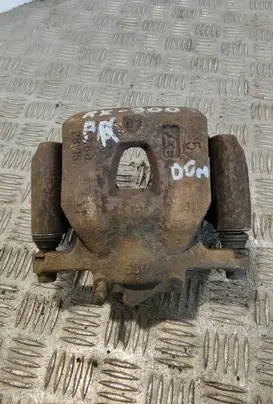 Lexus RX 300 Front brake caliper AX60 28V15