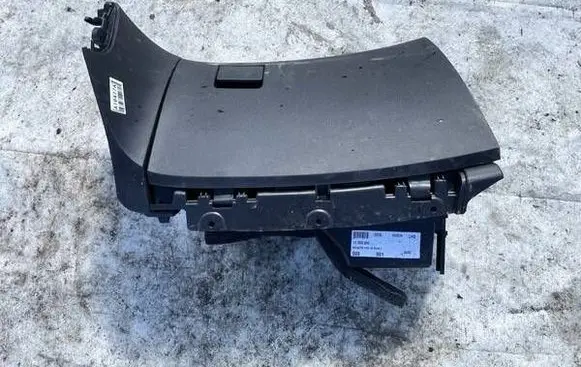 Opel Insignia A Glove box 1014668