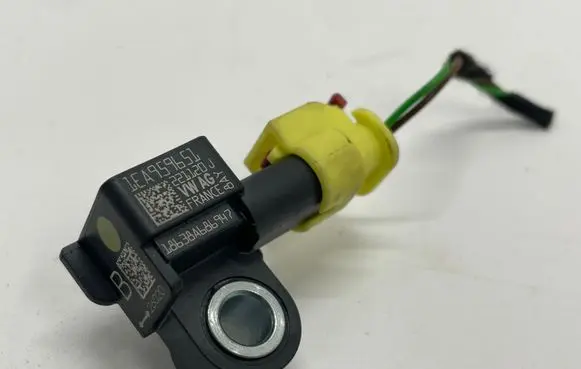 Skoda Octavia Mk4 Airbag deployment crash/impact sensor 1EA959651