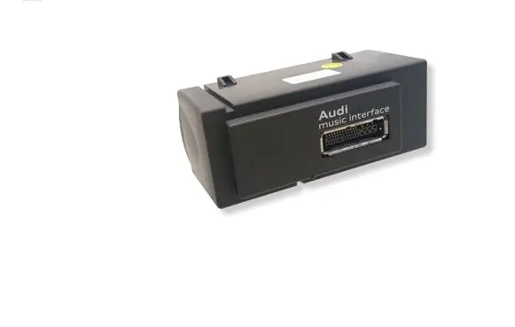 Audi A3 S3 8V USB socket connector 8V0035736