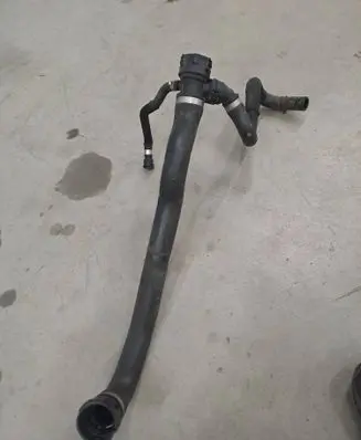 BMW 5 F10 F11 Engine coolant pipe/hose 7809817