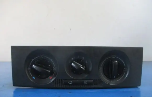 Skoda Fabia Mk2 (5J) Climate control unit 6Y0820045C