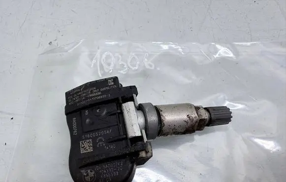 BMW 1 F20 F21 Tire pressure sensor 6855539