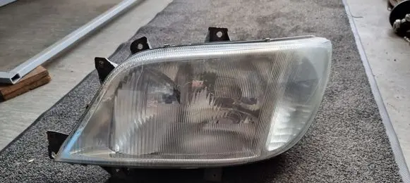 Mercedes-Benz Sprinter W901 W902 W903 W904 Headlight/headlamp 9018201461