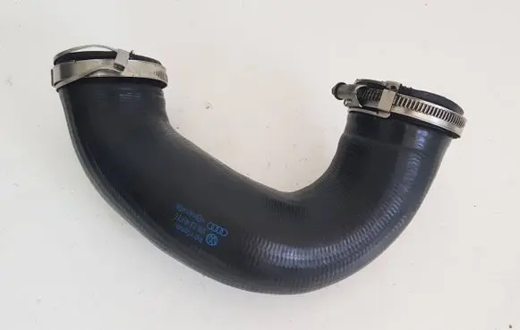 Audi Q7 4L Intercooler hose/pipe 7L6145972E
