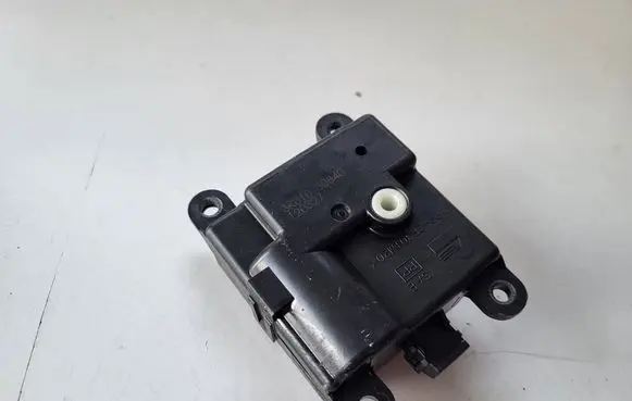 Nissan Qashqai A/C air flow flap actuator/motor 3K01030840