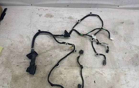 Peugeot 308 Rear door wiring loom 9843639080 4540272 P51PRTAR