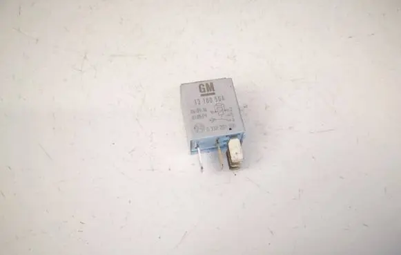 Opel Meriva A Other relay 13100504 0332201100