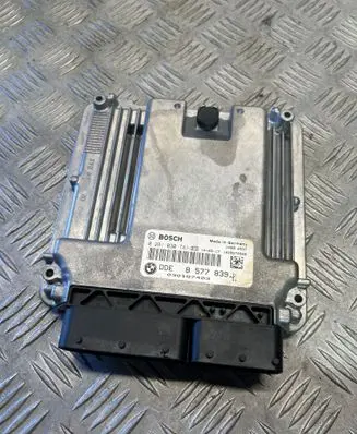 BMW 5 F10 F11 Engine control unit/module 8577839