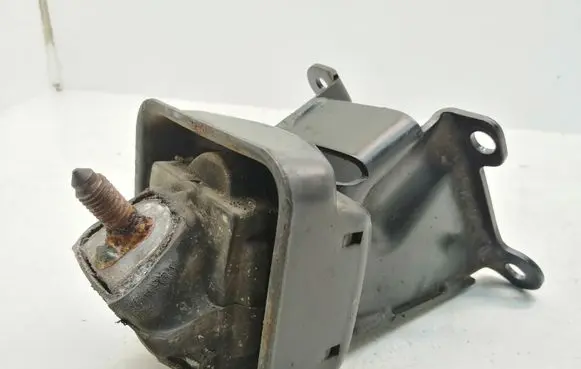 Ford Transit Engine mount bracket