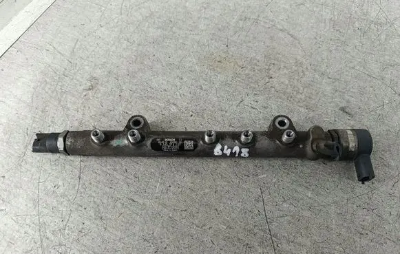 Toyota Corolla E140 E150 Fuel main line pipe 