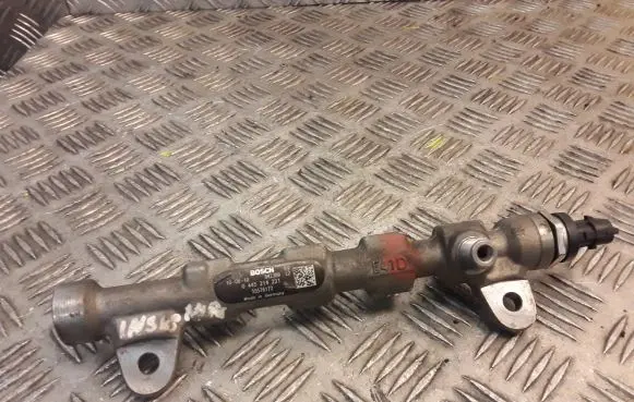 Opel Insignia A Fuel main line pipe 55576177 0281006158