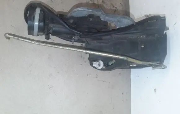 Suzuki Grand Vitara I Front door lock NOCODE