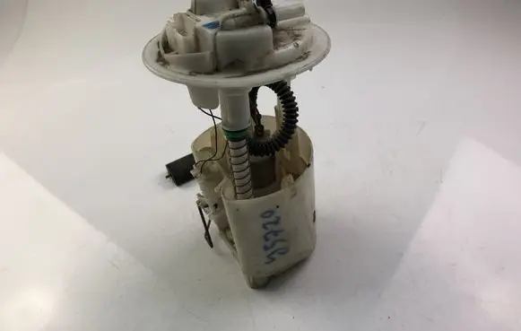 Peugeot Partner Fuel injection high pressure pump 9634951980