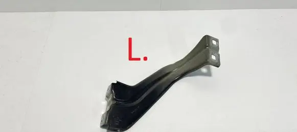 Audi Q3 F3 Fender mounting bracket 83A821149 39602