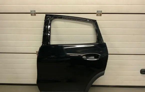Mercedes-Benz GLA H247 Rear door A2477320501