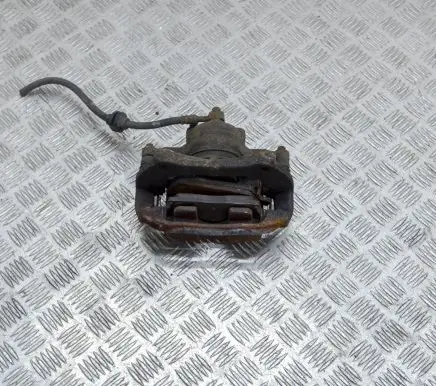 Opel Zafira C Front brake caliper