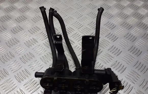 Skoda Octavia Mk1 (1U) Fuel main line pipe 110R-00003