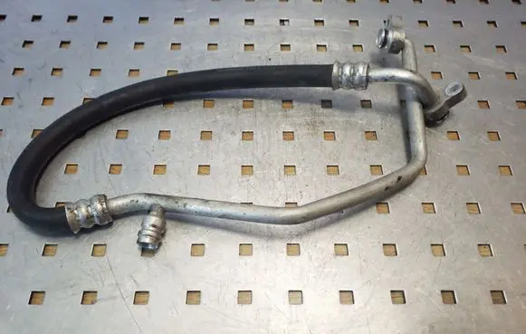 Suzuki Grand Vitara II Air conditioning (A/C) pipe/hose