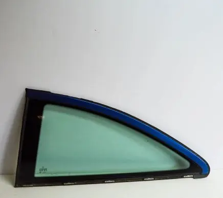 Rear side window