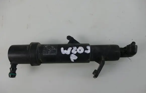 Headlight washer spray nozzle