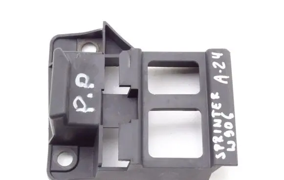 Mercedes-Benz Sprinter W906 Front bumper mounting bracket A9068850263