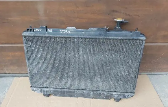 Toyota Land Cruiser (J120) Coolant radiator