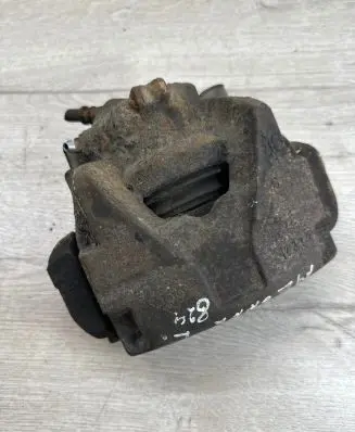 Renault Megane III Front brake caliper