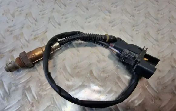 Audi A4 S4 B6 8E 8H Lambda probe sensor 06C906265B