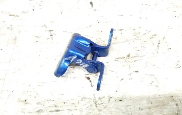 Toyota Hilux (AN120, AN130) Rear door upper hinge