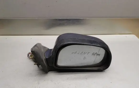 Mitsubishi Galant Front door electric wing mirror