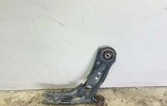 Seat Leon (5F) Front control arm 5Q0407152R
