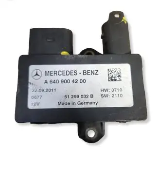 Mercedes-Benz B W245 Glow plug pre-heat relay A6409004200 51299032B