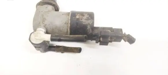 Nissan Qashqai Windscreen/windshield washer pump 681155246091