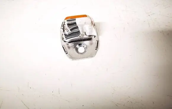 Lexus IS 220D-250-350 Front door lock loop/hook striker 