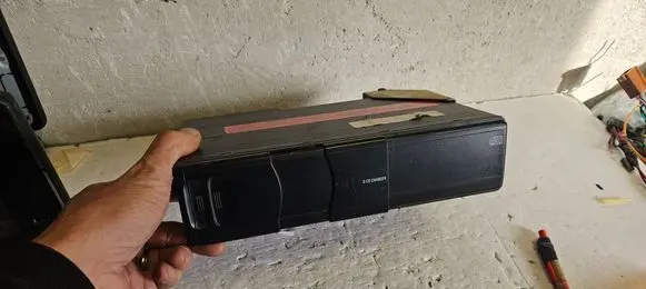 CD/DVD changer