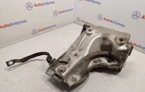 BMW X5 E70 Engine mounting bracket 22116777263 22116777267 22116777831