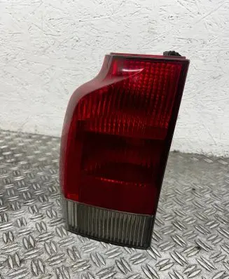 Volvo V70 Rear/tail lights 9154497