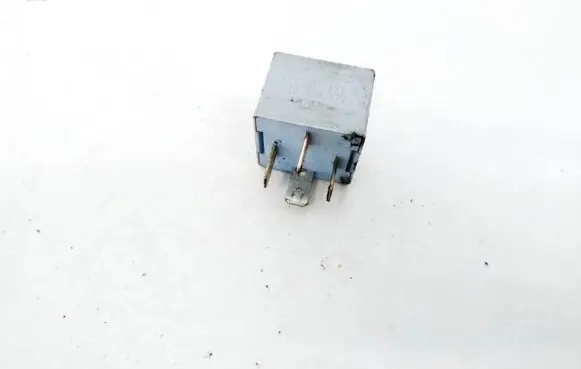 Volkswagen PASSAT B6 Other relay 141951253B 20240072